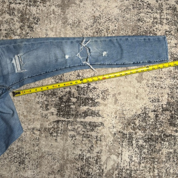 Blank NYC Light Wash Distressed Skinny Raw Hem Jeans Size 24 - Picture 5 of 7